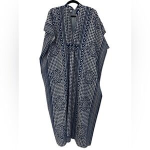 Long navy blue and white v neck tunic